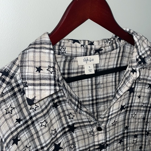 Oversized Flannel Blouse Button Down Tan, Black and White - Picture 3 of 5